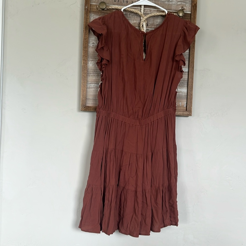 Dry Good Rust Dress with White Floral Embroidery - Picture 2 of 3